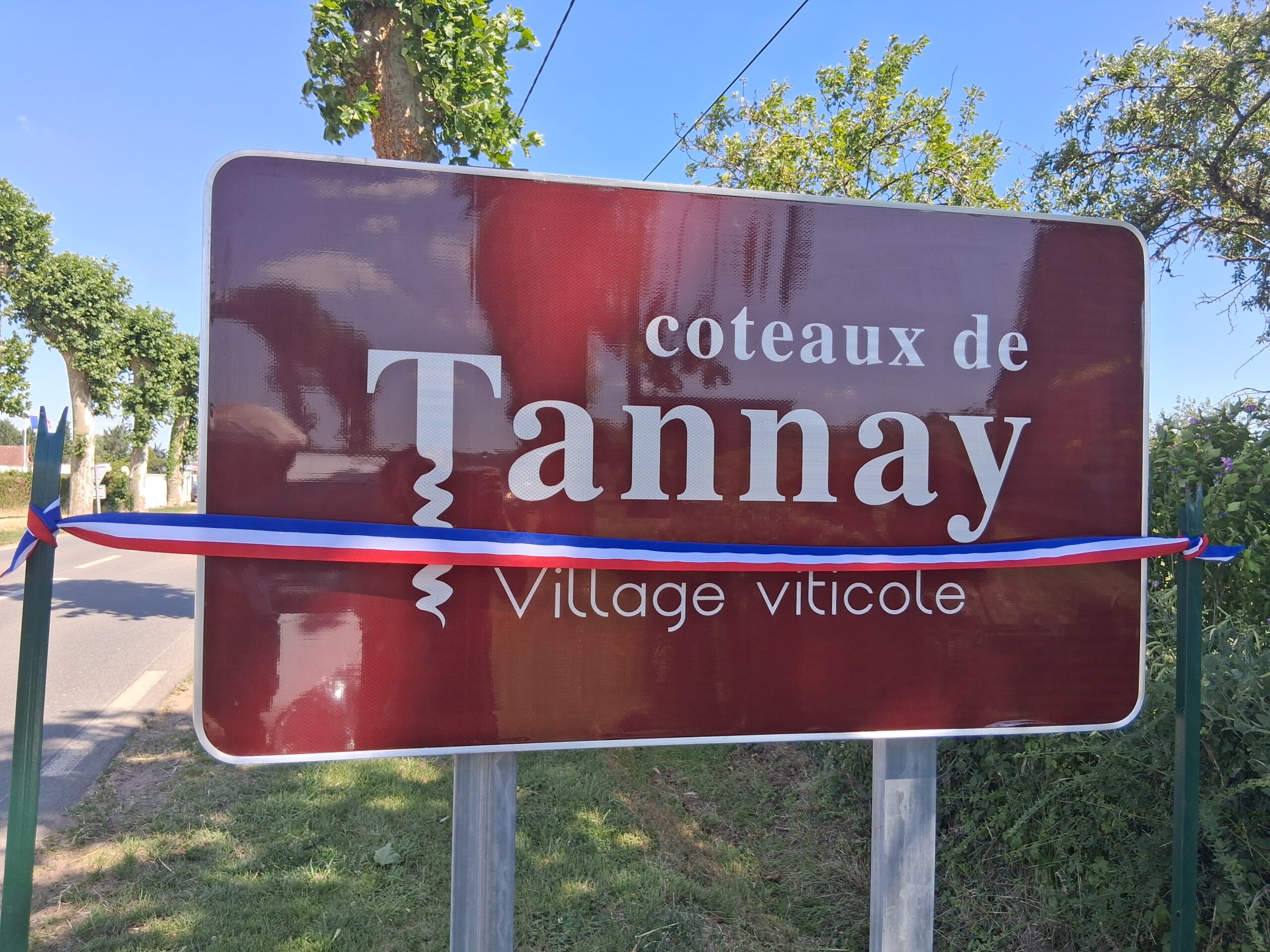 panneau village viticole - coteaux de Tannay